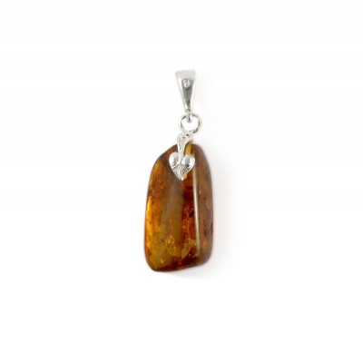 pendant with amber #18