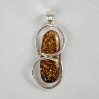 pendant with amber #19