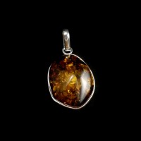 pendant with amber #23