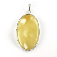 pendant with amber #28