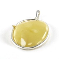 pendant with amber #28