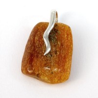 pendant with amber #44