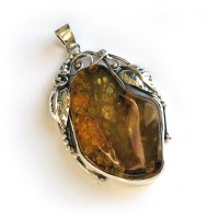 pendant with amber #3 Rico